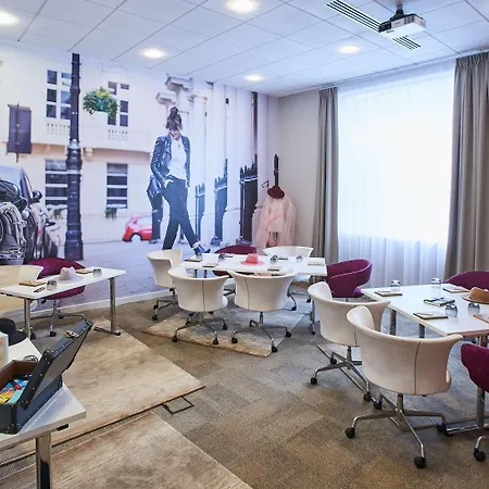 Western Paris Hotel 4*