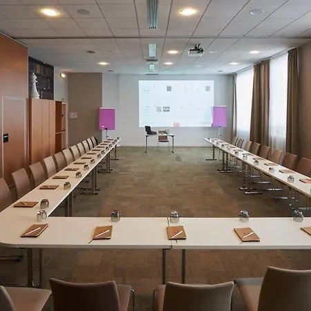 Hotel Western Paris Saclay