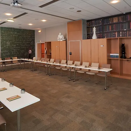 Western Paris Hotel Saclay