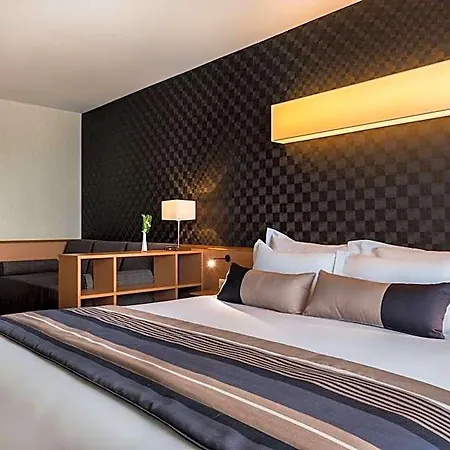 Western Paris Hotel