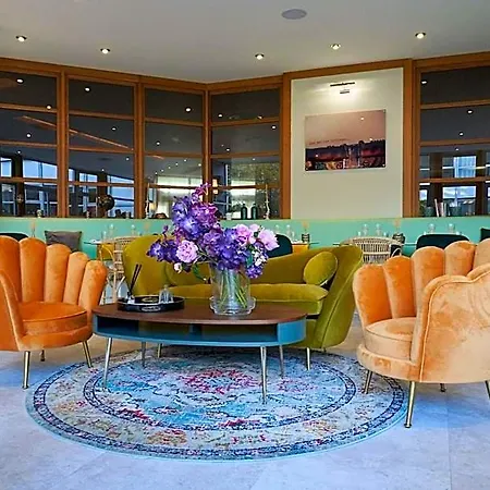 Western Paris Hotel