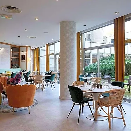 Western Paris Hotel 4*