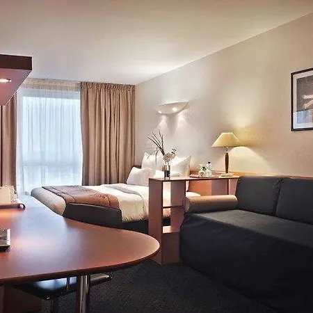 Western Paris Hotel 4*
