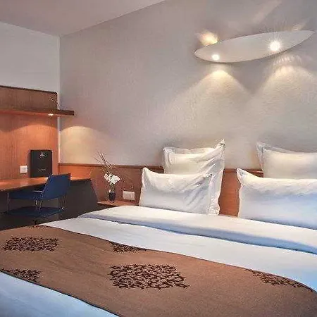 فندق Western Paris 4*