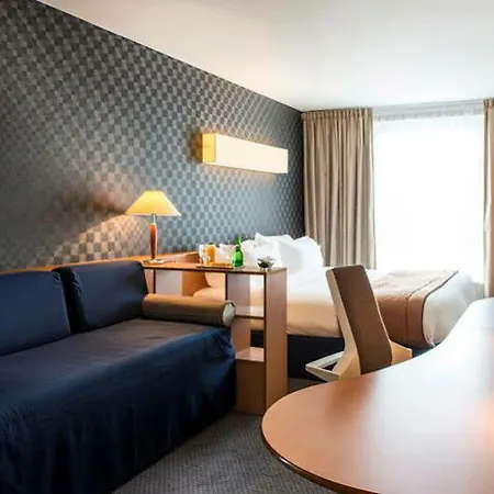 Western Paris Hotel 4*